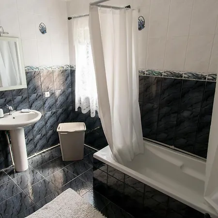 Casa Da Carmita * Angra do Heroísmo